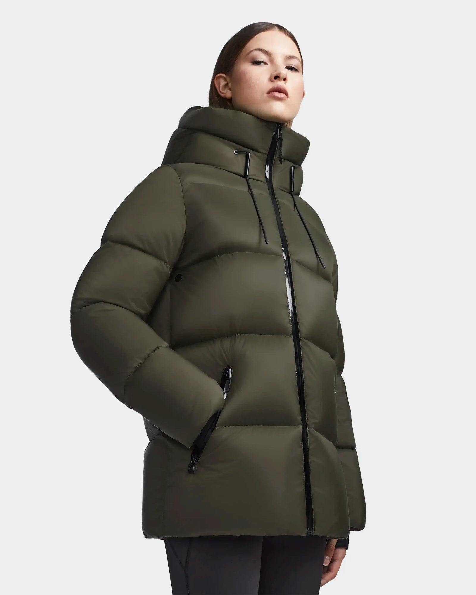 Women | RITA M Down Puffer | Light Olive