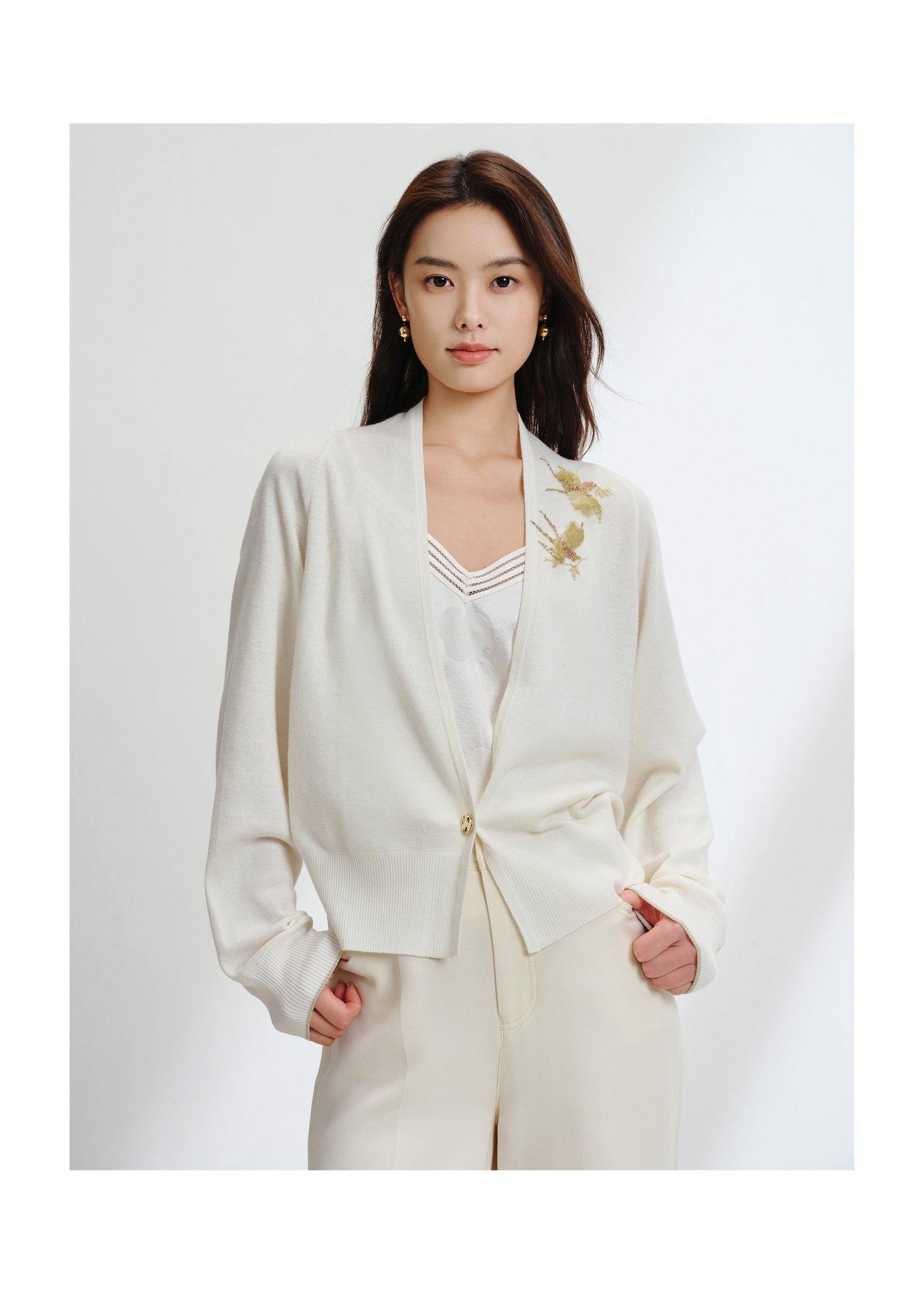 Wool Knit Cardigan | White