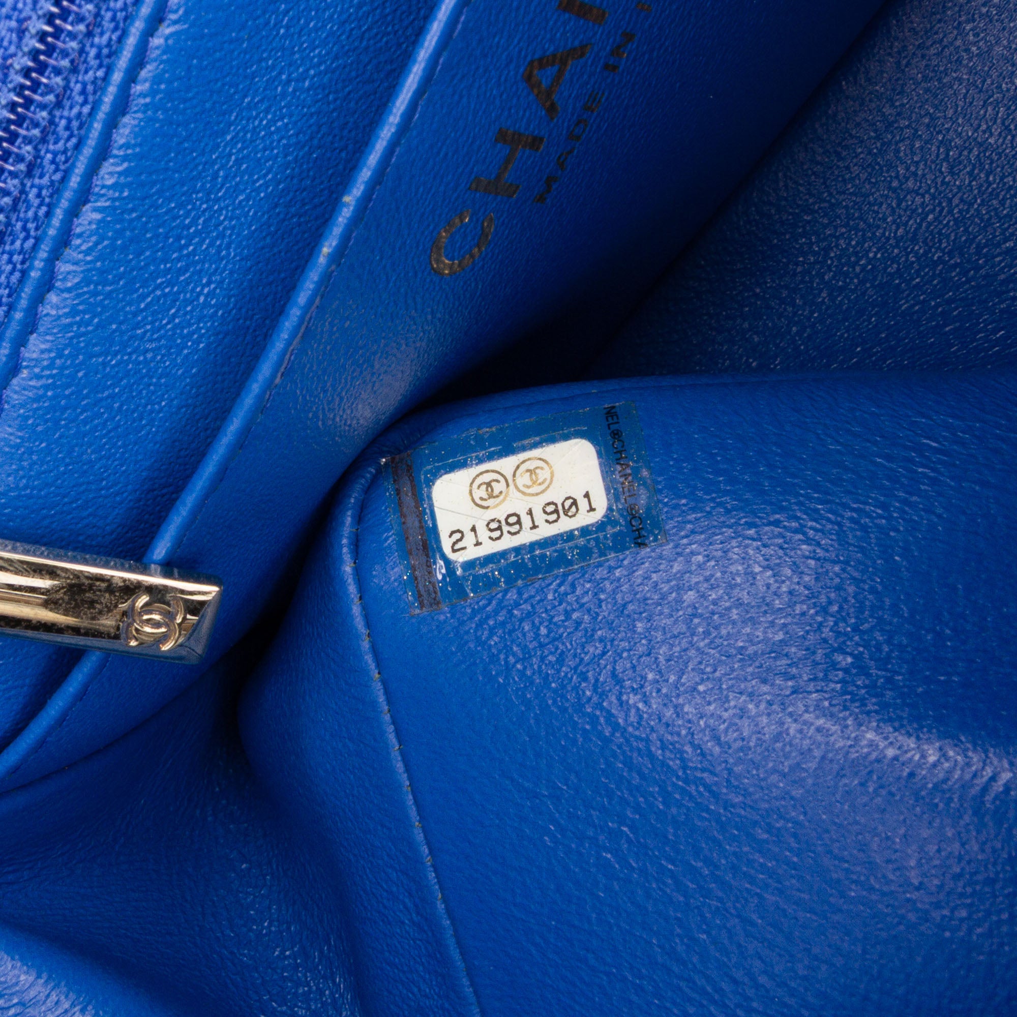 Chanel | Pre-Owned Mini Square Classic Lambskin Single Flap | Blue