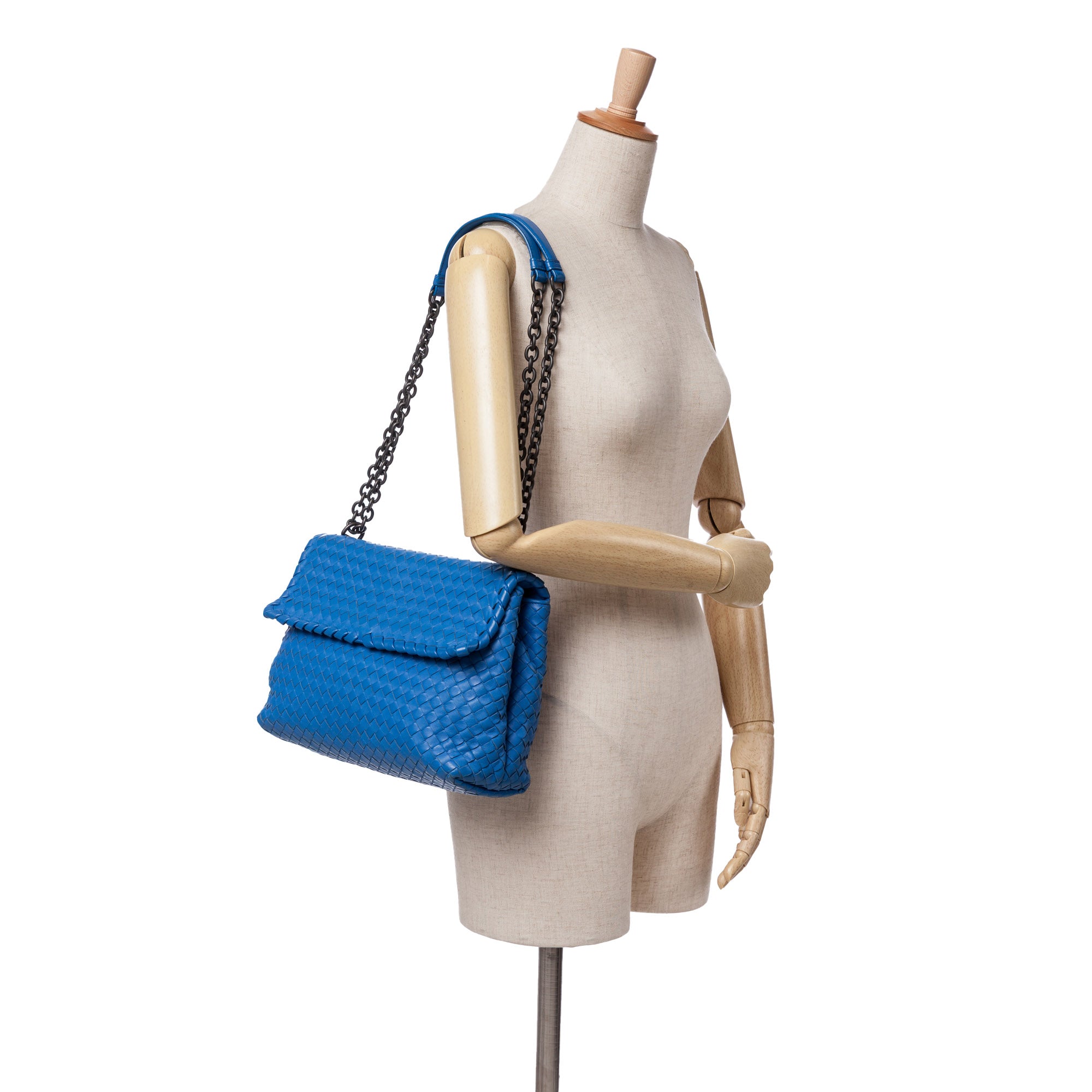 Bottega Veneta | Pre-Owned Medium Nappa Intrecciato Olimpia Shoulder Bag - II | Blue