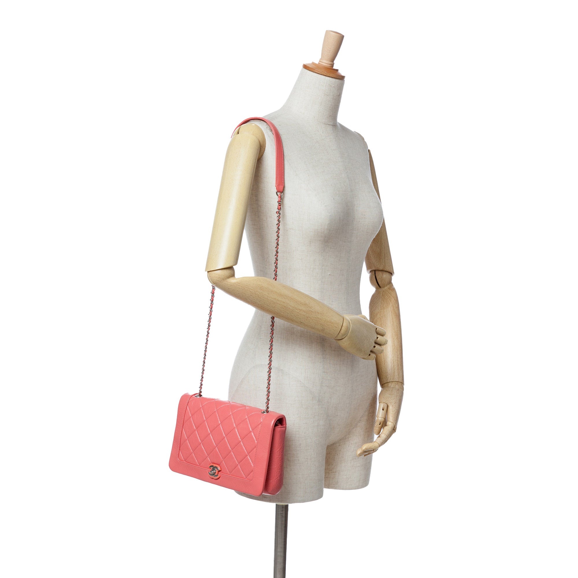 Chanel | Pre-Owned Crumpled Calfskin Bi Quilted Vintage Full Flap | Pink/Salmon