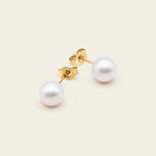 Womens | 14K Solid Yellow Gold | Classic Pearl Studs 7mm | Freshwater Pearls