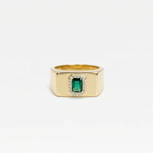 The Green Stone Square Signet Ring | 18Kt Gold Vermeil
