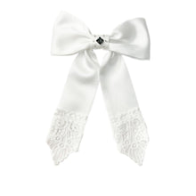 Audrey Lace Hair Bow - Petite Maison Kids