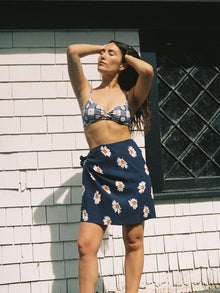 Mel Wrap | Navy Daisy