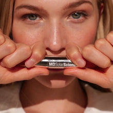 Hydrating Sheer Lip Balm SPF 30 benefits