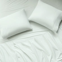 Soiree Sateen Pillowcase Set | Standard | Light Green
