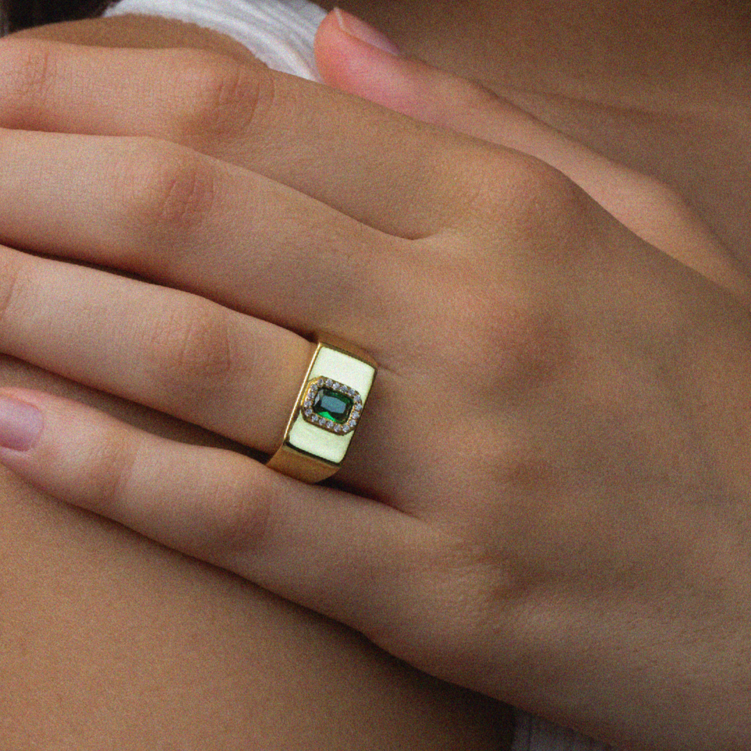 THE GREEN STONE SQUARE SIGNET RING - The M Jewelers