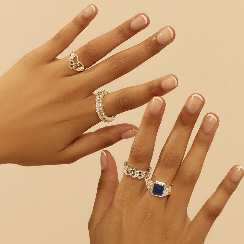 THE CUTOUT FLOWER HEART LETTER RING - The M Jewelers