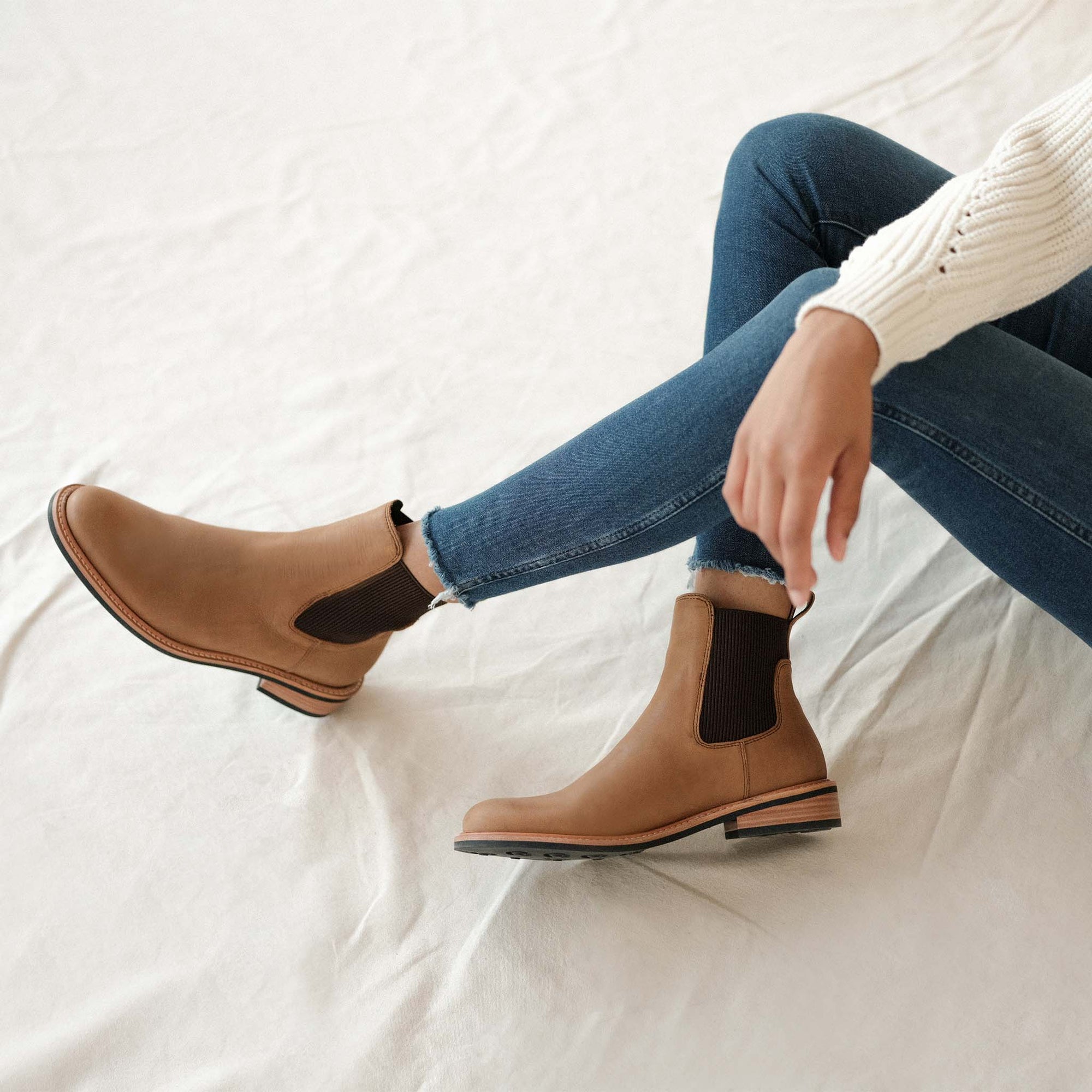 Womens | Carmen Chelsea Boot | Almond